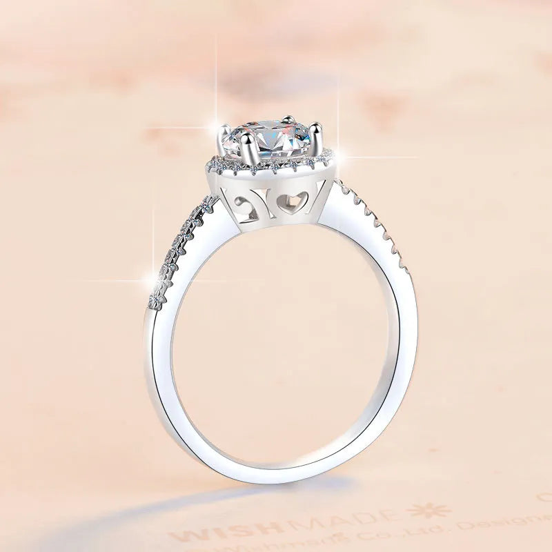 Dazzling 2 Carat Moissanite Ring 925 Silver